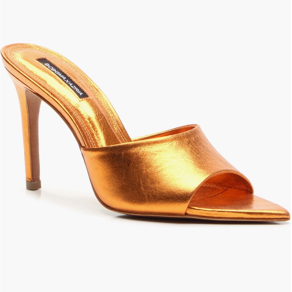BCBGMAXAZRIA Dana Pointed Toe 4in Heel Size 10 (Never Worn)